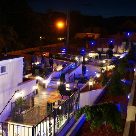 The Fountain Inn Hendy ภายนอก รูปภาพ